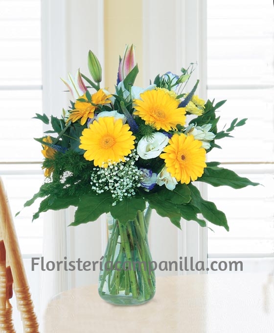 Ramo de Flores compuesto de Gerberas y Liliums